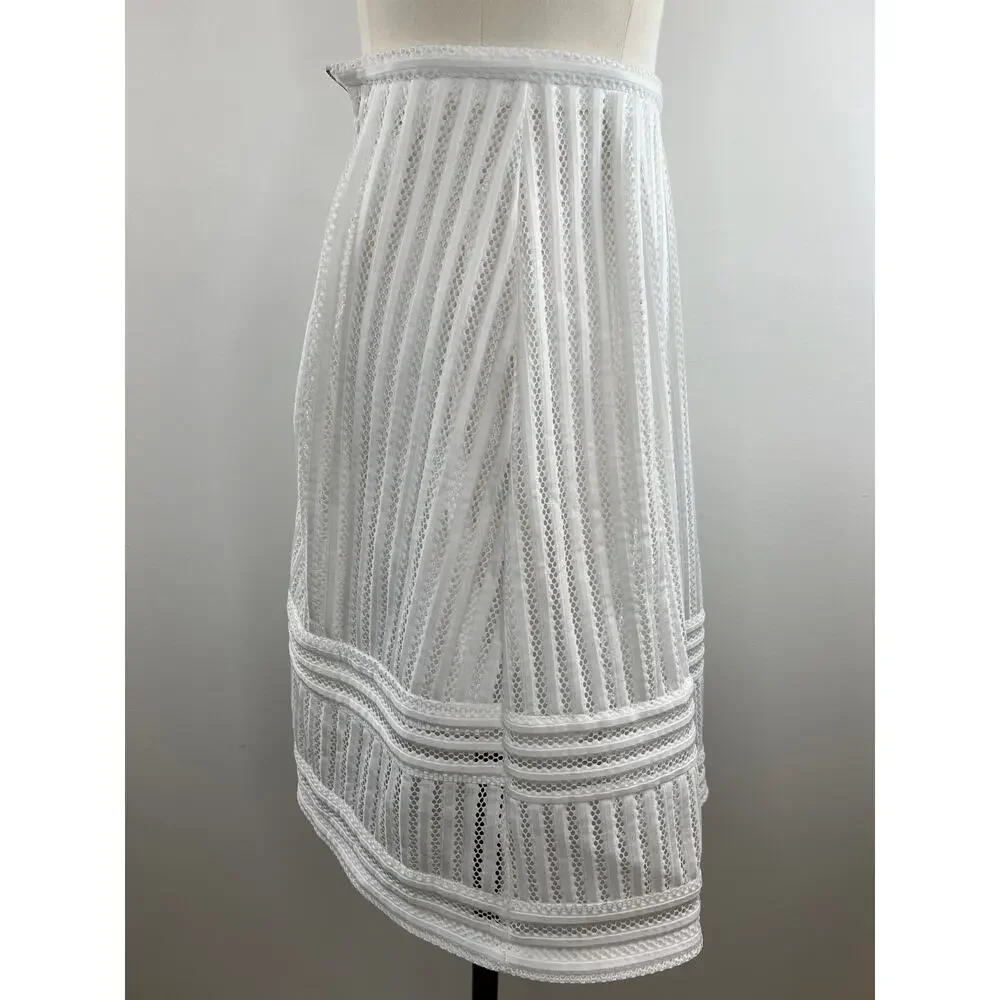 H&M White A-Line Laser Cut Knee Length Women's Skirt Size 2 NEW